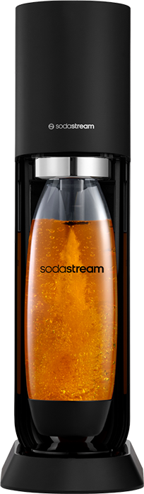 Maszyna SodaStream z czarną obudową i butelką z pomarańczowym napojem gazowanym
